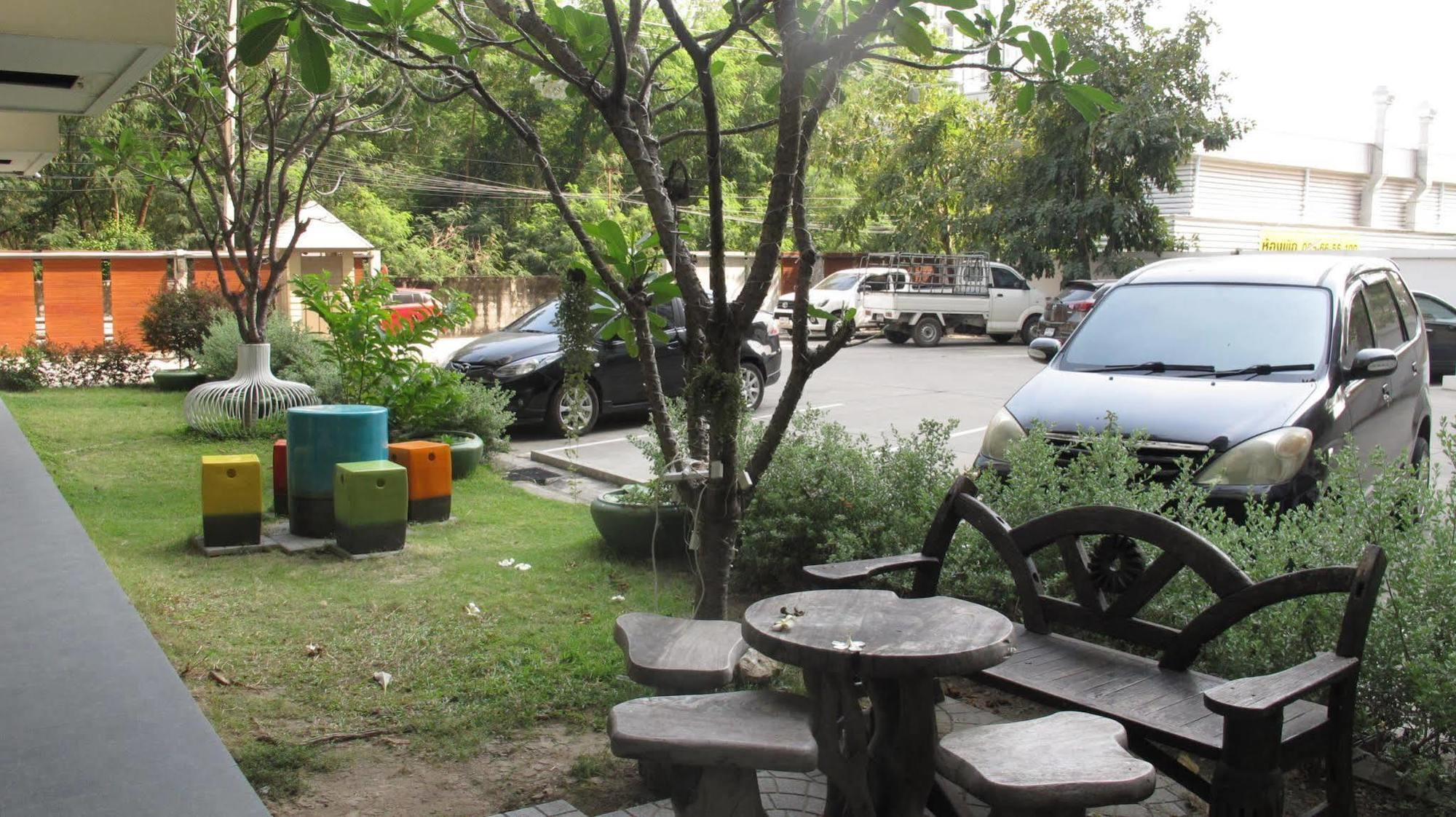 U431 Chaengwattana Hotell Nonthaburi Eksteriør bilde